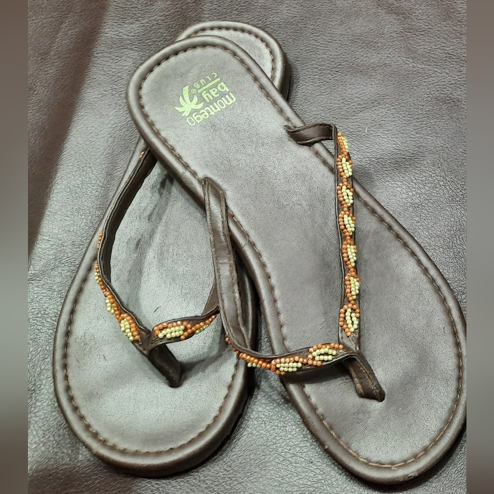 Montego Bay Womens Size 9 Beaded Flip Flops